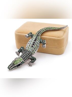 Green Crystal Alligator Brooch Pin